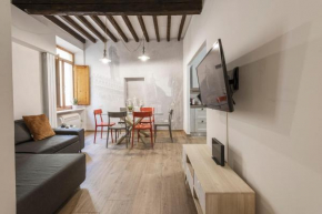 Laurel Apartment by Mmega